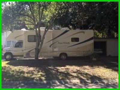 2006 Four Winds Chateau 29E 29' Class C Motorhome & Handicap Lift 2 Slide Outs