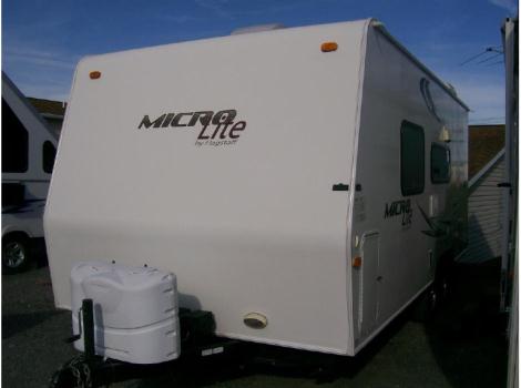 2010 Forest River Flagstaff Micro Lite 21FB