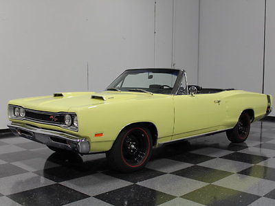 Dodge : Coronet R/T BRAND NEW RESTORATION, NUMBERS MATCHING REAL R/T, 440 V8, 4-SPEED, TRACK PACK!!