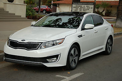 Kia : Optima Hybrid EX Only 8,096 Mi. Salvaged but minimal damage and 100% repaired like new!