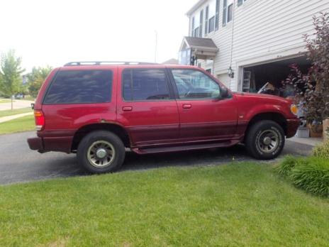 1999 Mercury Mountaineer SUV