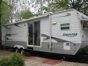 2005 Keystone Sprinter travel trailer
