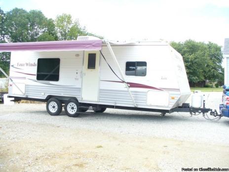 2008 25foot FOUR WINDS TRAVEL TRAILER VERY GOOD SHAP