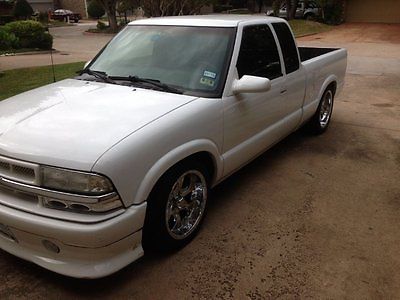 Chevrolet : S-10 Extended Cab 2WD V6 Automatic Upgrades 03 chevy pickup truck 27148 miles rwd cloth seats great condition