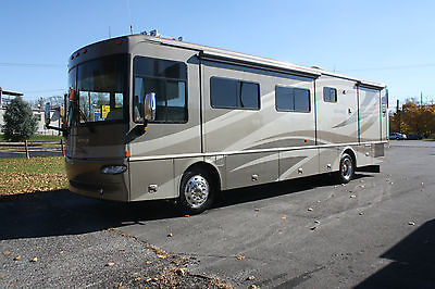 2006 Wnnebago Journey 36G, 350 Cat, AMAZING condition, loaded, like new