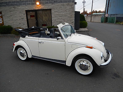 Volkswagen : Beetle - Classic Convertible 1970 vw beetle convertible exceptional professional restoration 4 speed manual