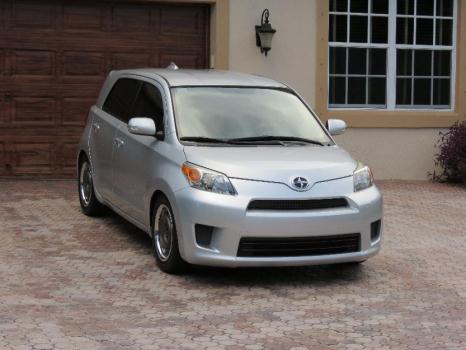 2008 Scion xD Toyota, excellent condition, low mileage, Clean Carfax, 43 MPG average