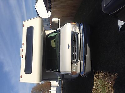 1999 Four Winds Fun Mover  27 ft Class C Toyhauler 55011 miles