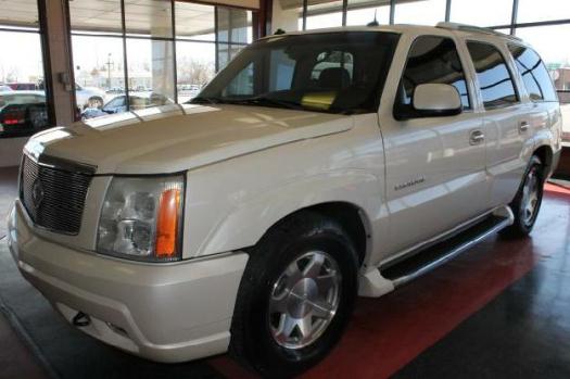 White 2003 Cadillac Escalade AWD - Dealer: Longmont