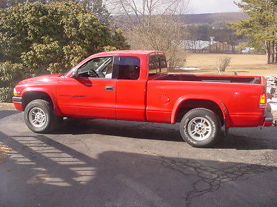 Dodge : Dakota Sport Extended Cab Pickup 2-Door 2000 dodge dakota extended cab 4 x 4 pickup truck