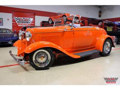 Ford : Model A Roadster 32 roadster triple carb chevy 350 full steel body fenders rumble seat leather