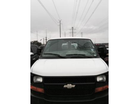 Chevrolet : Express RWD 2500 135 wholesale to the public minivan just in priced to move. 96,012 miles