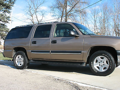 Chevrolet : Suburban LS Chevy Suburban 2004 4X4 SUV