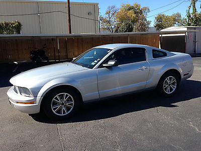 Ford : Mustang Deluxe 2005 ford mustang silver great condition 83 k 8750 houston near galleria