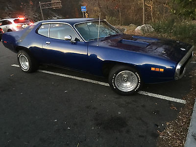 Plymouth : Road Runner Coupe 1971 plymouth roadrunner in good condition automatic straight blue body