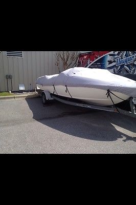 20' YAMAHA LS 2000 JET BOAT 270 HP TWIN 1200 MOTORS WITH TRAILER NEW INTERIOR