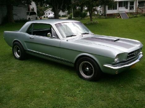 1965 Ford Mustang Coupe for: $10500
