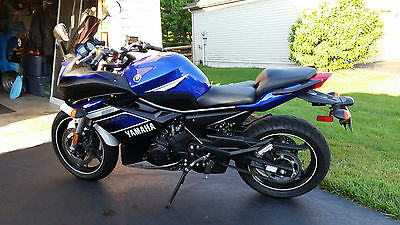 Yamaha : FZ 600 cc spanking clean with only 730 miles adult owned must sell