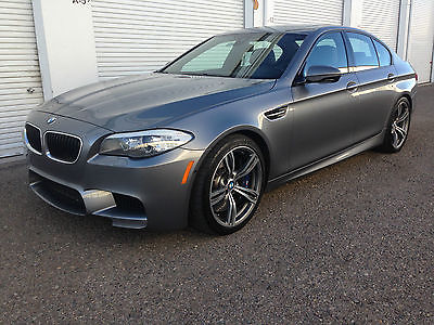 BMW : M5 4 door sedan 2013 bmw m 5 garage kept since new drivers assist and excutive package