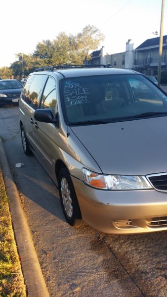 02 Honda Odyssey well maintained