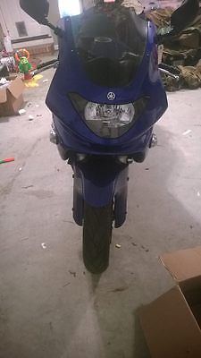 Yamaha : YZF 2007 yamaha yzf 600 r only 6700 miles