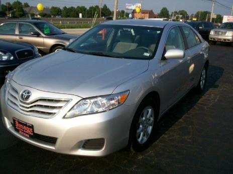 2011 Toyota Camry LE  LOW LOW Miles