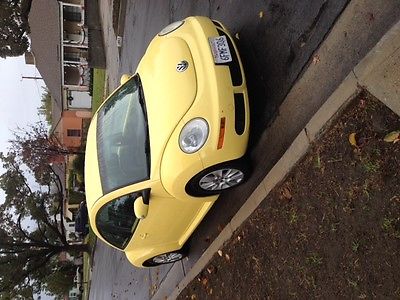 Volkswagen : Beetle-New S Hatchback 2008 vw beetle s hatchback yellow 51 000 original miles 2.5 cylinder 5 speed