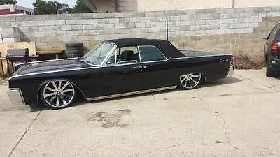 Lincoln : Continental custom 1963 custom lincoln continental convertible priced to sell