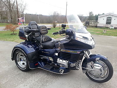 Honda : Gold Wing 2000 honda goldwing trike excellent condition