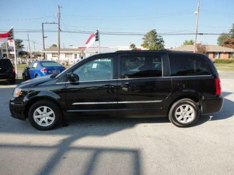 2012 chrysler town & country