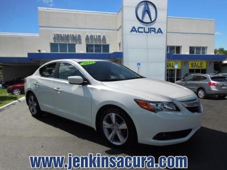 2013 ACURA ILX 2.0L 4dr Sedan w/Technology Package