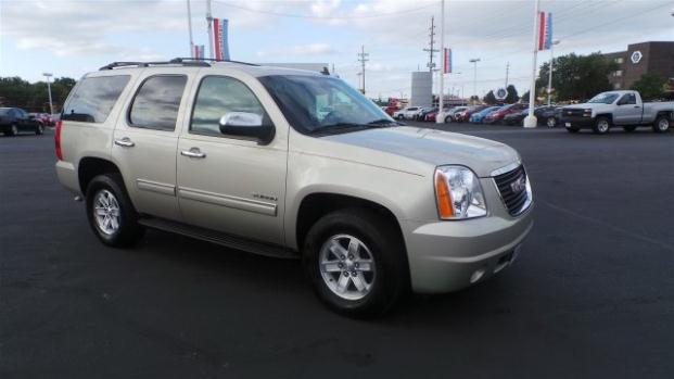 2013 GMC Yukon 4x2 SLE 4dr SUV