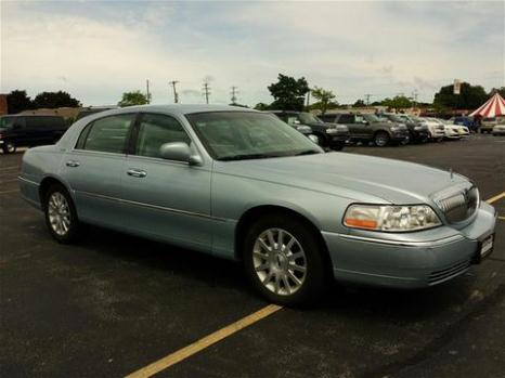 2007 Lincoln Town Car Signature Milwaukee, WI
