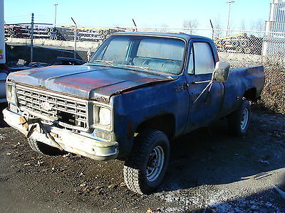 Chevrolet : C/K Pickup 2500 Custom Cab 4 53 n detroit diesel engine and 4 speed tranny in a 4 x 4 1976 chevy 3 4 ton p up