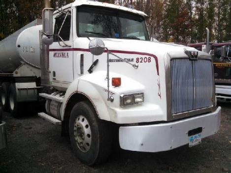 Western star 4900sf tandem axle daycab for sale