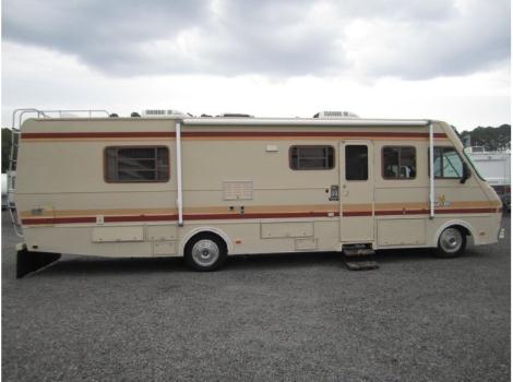 1990 Fleetwood BOUNDER *RECENT TRADE*