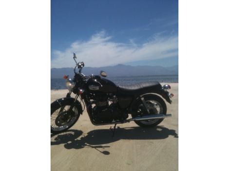 2005 Triumph Bonneville T100 - BLACK