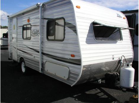 2013 Jayco JAY FLIGHT SWIFT  18FT  QUEEN BED  A/C    ONLY 2760 LBS