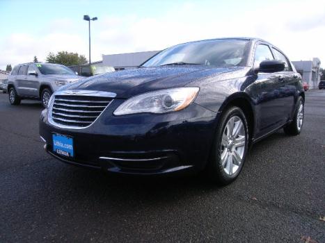 2013 Chrysler 200 LX Eugene, OR