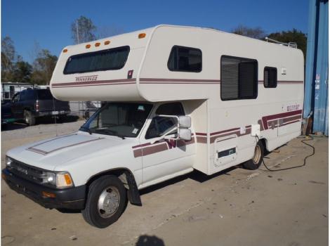 1990 Winnebago Warrior 321RB