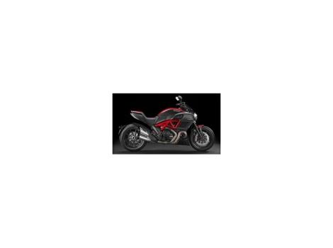 2015 Ducati Diavel Carbon Red