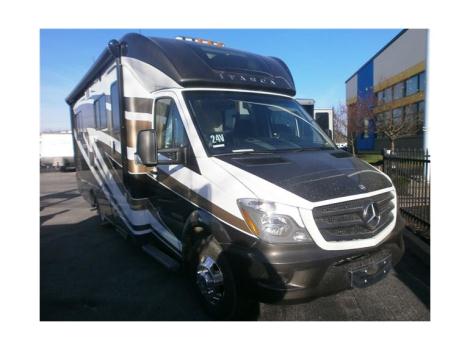 2015 Itasca Navion 24V