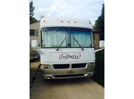 1999 Thor Motor Coach Four Winds Infinity