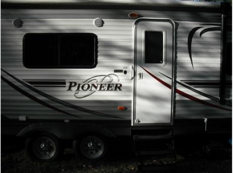 2013 Pioneer 25'