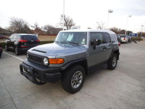 Toyota : FJ Cruiser 4WD 4dr Man Toyota FJ Cruiser 4wd Automatic Silver Cloth 4dr V6 Off-Road Package Blutooth