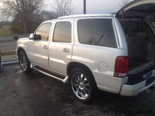 Cadillac : Other Base Sport Utility 4-Door 2004 cadillac escalade base sport utility 4 door 6.0 l