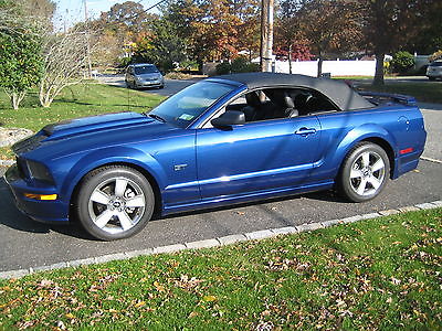 Ford : Mustang GT 2006 ford mustang g t convertible mint condition metallic blue ram air