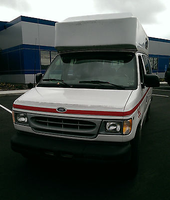 Ford : E-Series Van E350 Extended white, hightop van, wheelchair accessible, fleet maintained