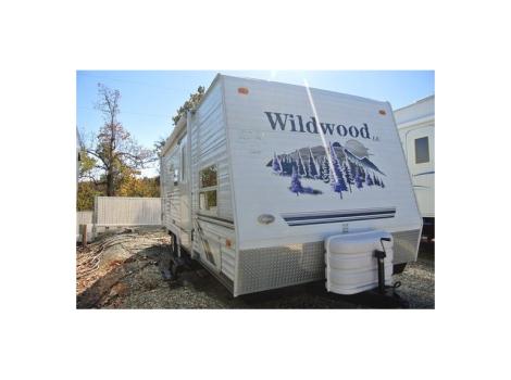 2006 Forest River Wildwood LE 27BH
