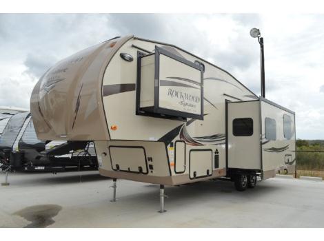 2015 Forest River ROCKWOOD SIGNATURE ULTRA LITE 8281WS